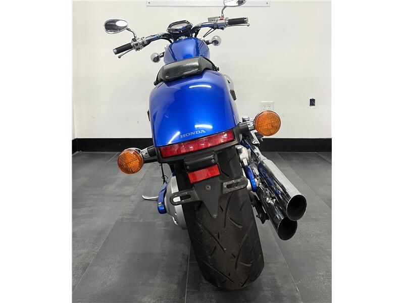 Used 2012 Honda Fury Image 2