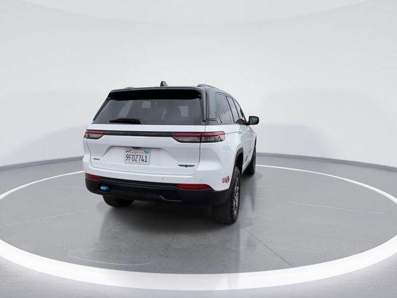 Used 2022 Jeep Grand Cherokee 4xe Trailhawk 4xeImage 7