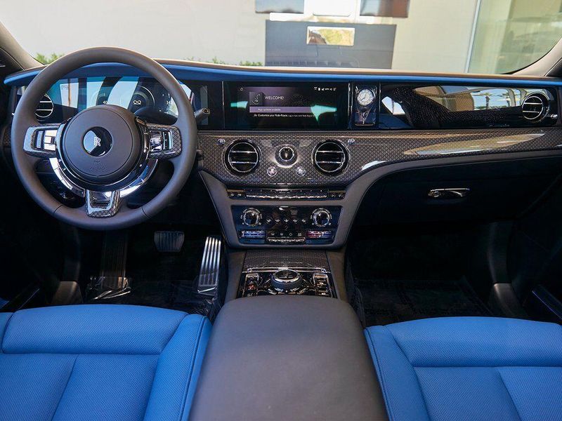 New 2026 Rolls-Royce Ghost Image 4
