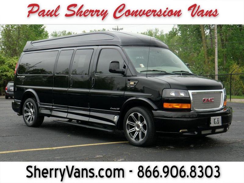 2018 GMC Savana 2500 Image 1