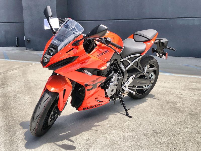 New 2026 Suzuki GSX 8R Image 13