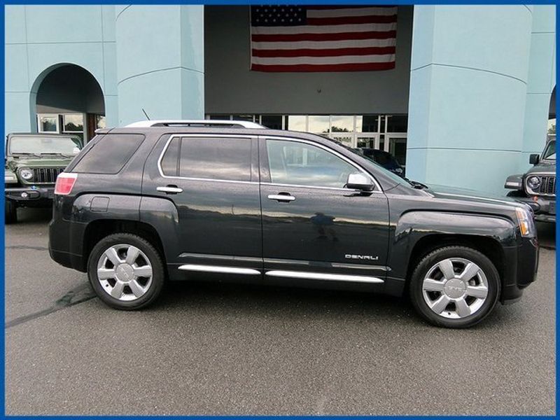 2013 GMC Terrain DenaliImage 2