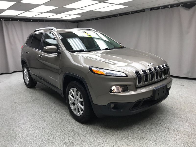 Used 2016 Jeep Cherokee LatitudeImage 17