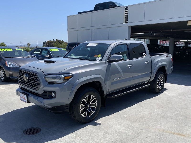 2021 Toyota Tacoma TRD SportImage 8