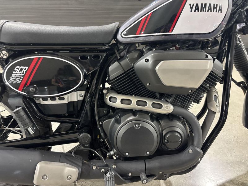 Used 2017 Yamaha SCR950 Image 18