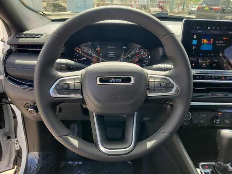 New 2026 Jeep Compass Latitude Altitude 4x4