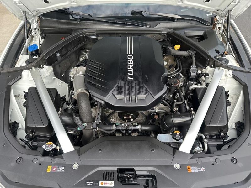 2022 Genesis G70 3.3TImage 15