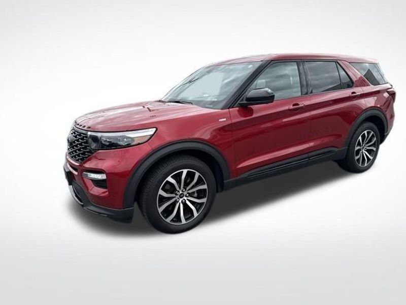 2022 Ford Explorer ST-Line