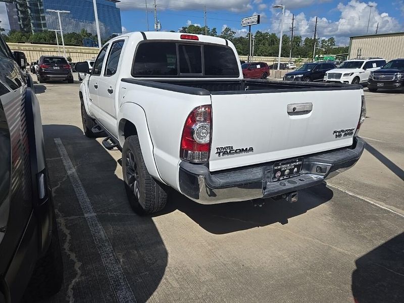 Used 2014 Toyota Tacoma PreRunnerImage 4