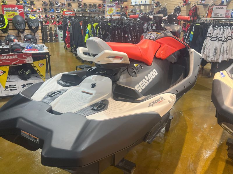 New 2025 Sea-Doo SPARK FOR 3 90 TRIXX Image 6