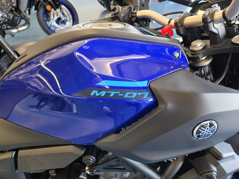2025 Yamaha MT07 TEAM BLUE Image 9
