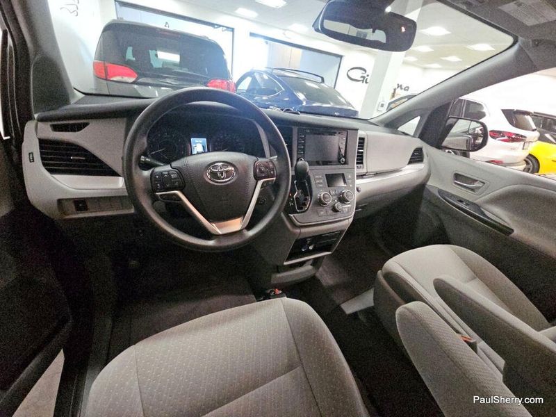 Used 2020 Toyota Sienna LE