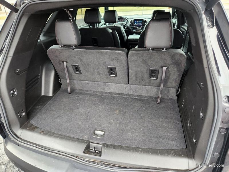 Used 2022 Chevrolet Traverse RS