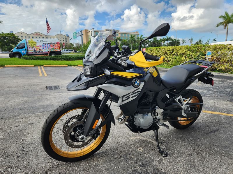 2021 BMW F 850 GS Image 4