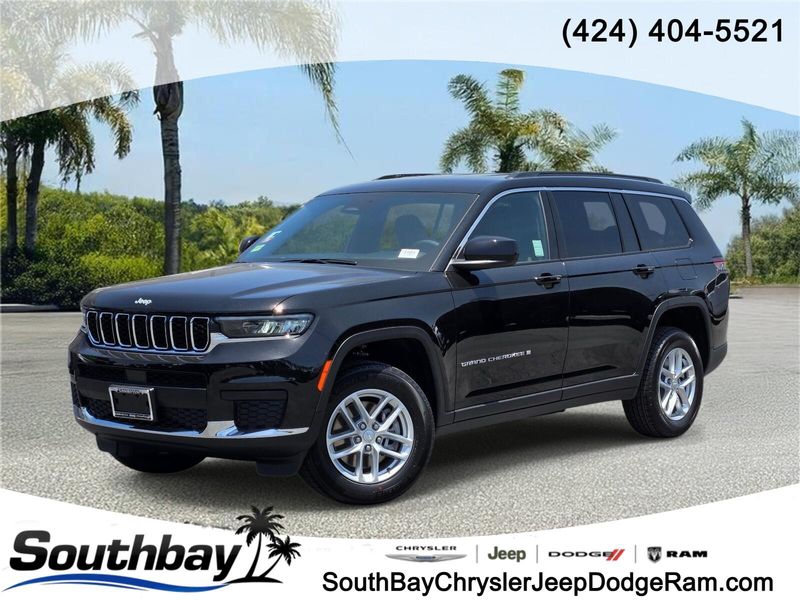New 2026 Jeep Grand Cherokee L Laredo 4x2