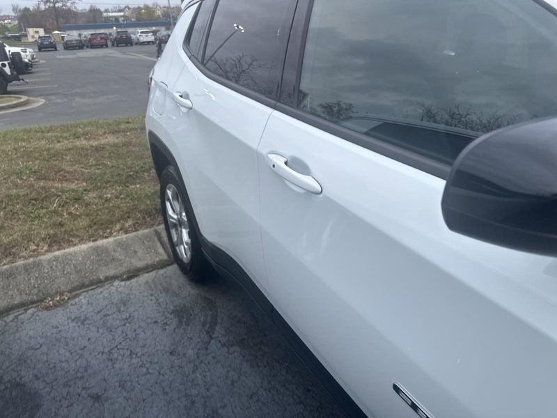 2025 Jeep Compass Latitude 4x4Image 5