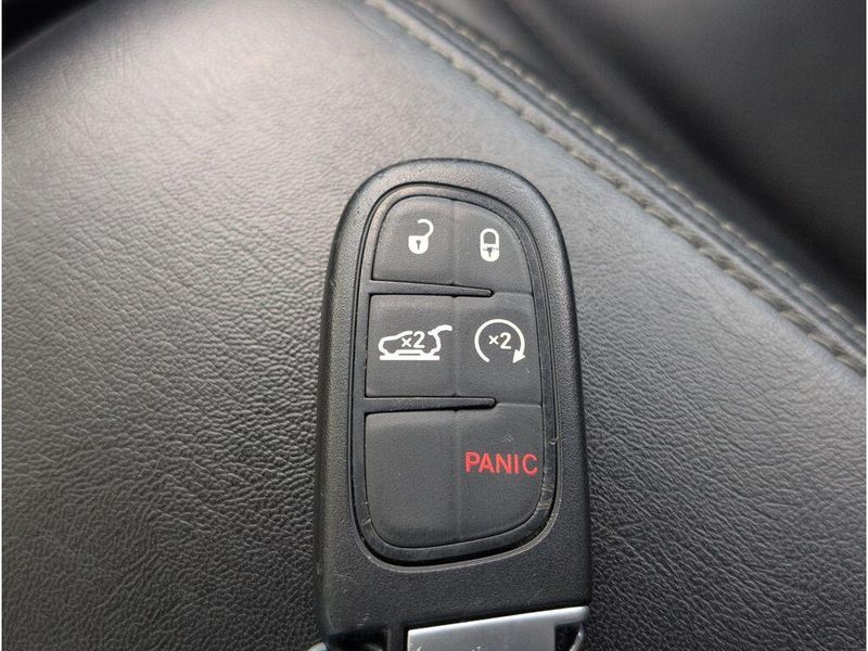 2023 Jeep Cherokee Altitude LuxImage 29