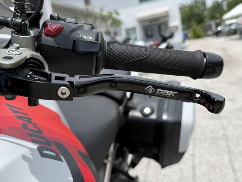 2024 Ducati Multistrada V4 RS