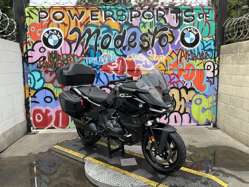 New 2026 BMW R 1300 RT Image 3