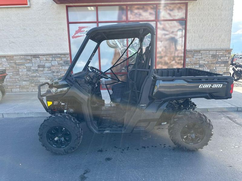 New 2025 Can-Am DEFENDER XT 64 HD10 