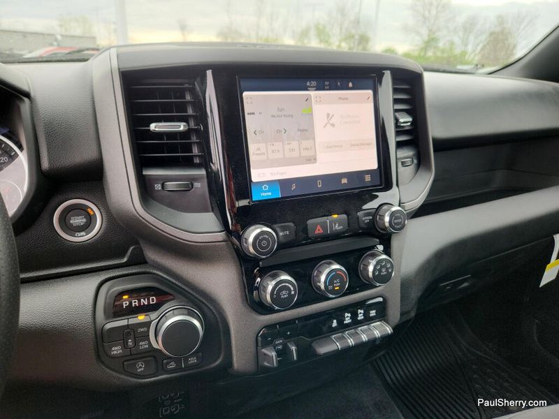 New 2026 RAM 1500 Warlock Crew Cab 4x4 5'7' Box