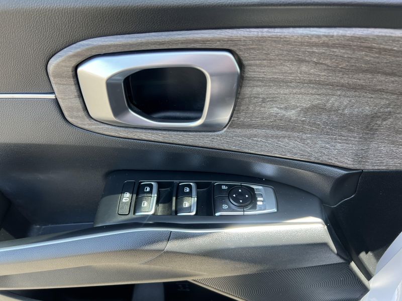 Used 2022 Kia Sorento X-Line SImage 8