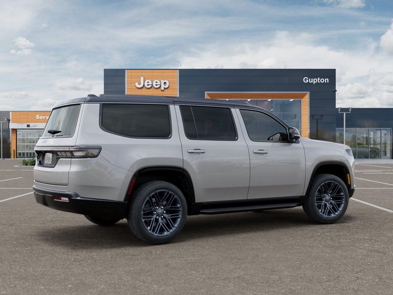 2026 Jeep Grand Wagoneer 85th Anniversary Edition 4x4Image 30
