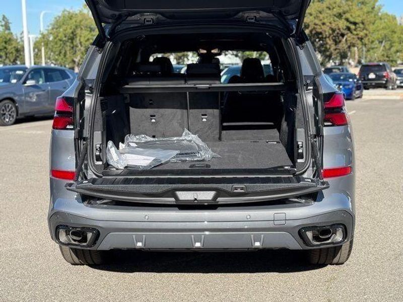 New 2026 BMW X5 sDrive40iImage 10