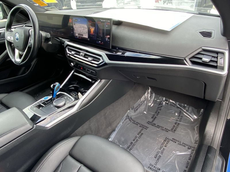 2023 BMW i4 eDrive40Image 11