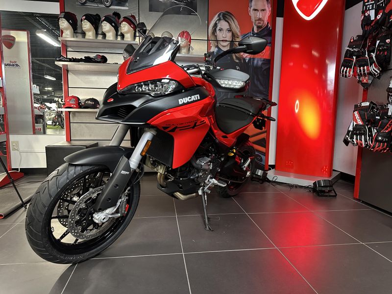 2024 Ducati MULTISTRADA V2 SImage 2