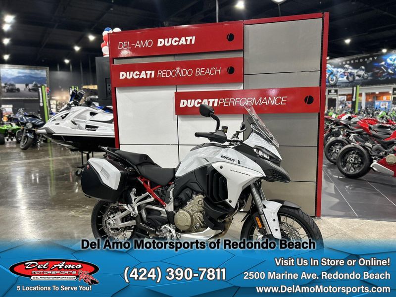 2024 Ducati MULTISTRADA V4 S TRAVEL & RADAR SPOKED WHEELS Image 2