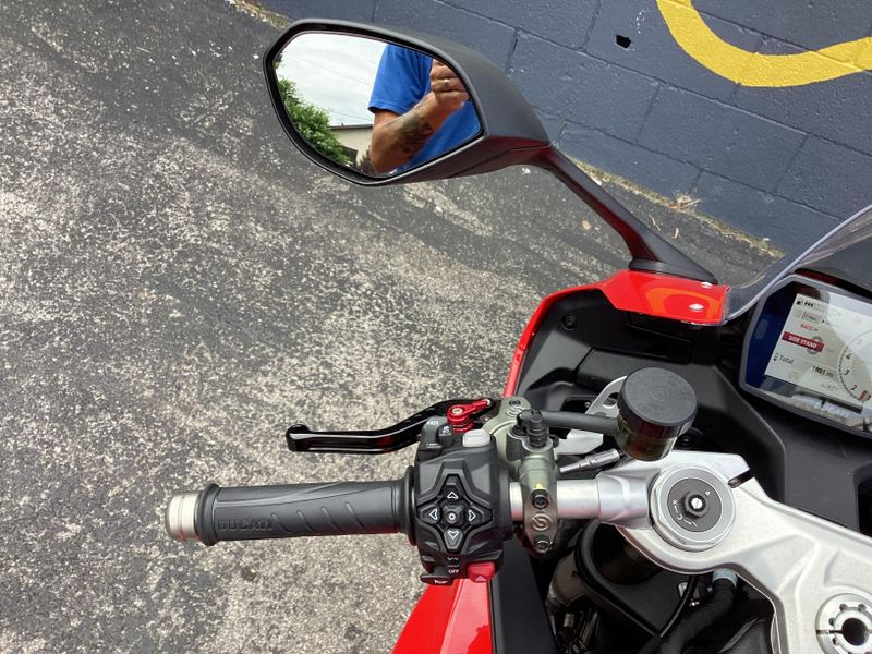 Used 2025 Ducati PANIGALE V2 