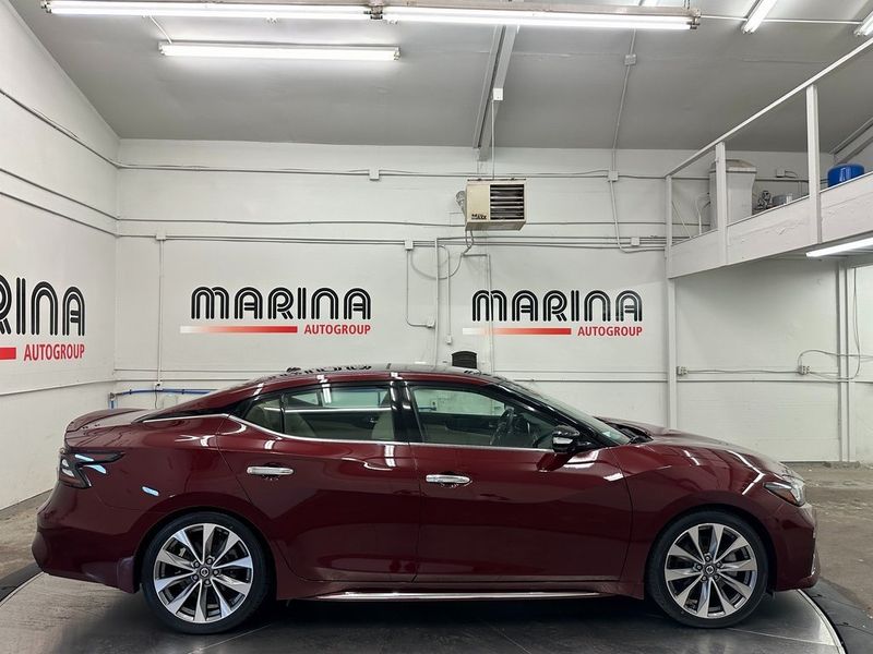 2021 Nissan Maxima PlatinumImage 10