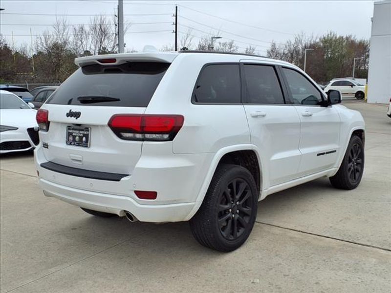 2020 Jeep Grand Cherokee AltitudeImage 12