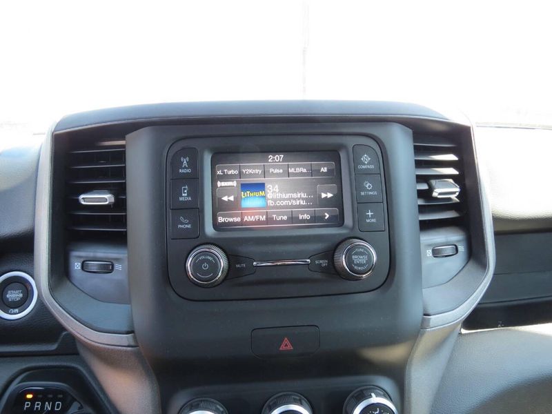 2023 RAM 1500 Tradesman 4x4 4dr Crew Cab 5.6 ft. SB PickupImage 17