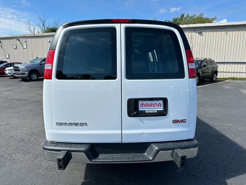 2022 GMC Savana Cargo Work VanImage 12