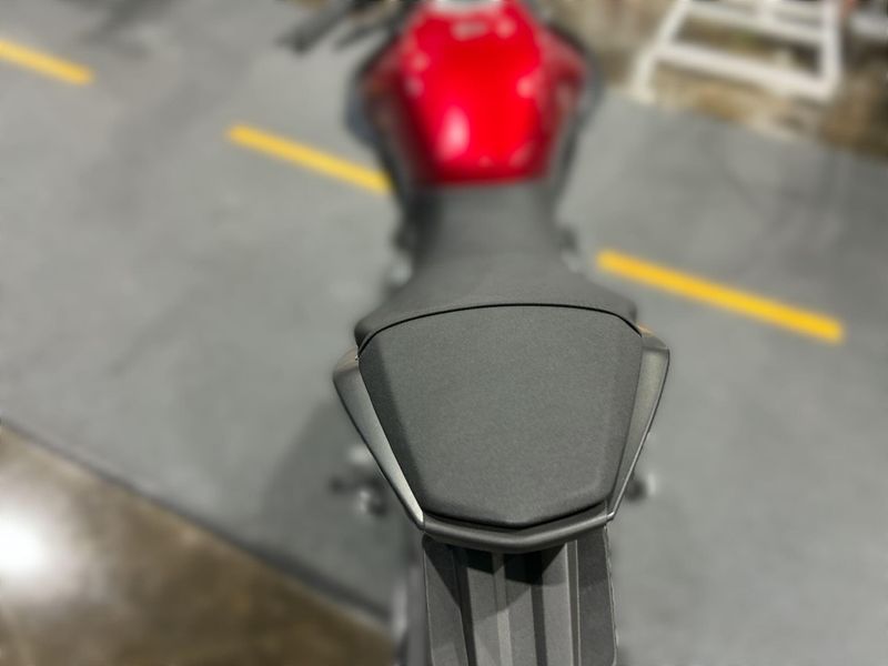 New 2026 Suzuki GSX-8S Image 16