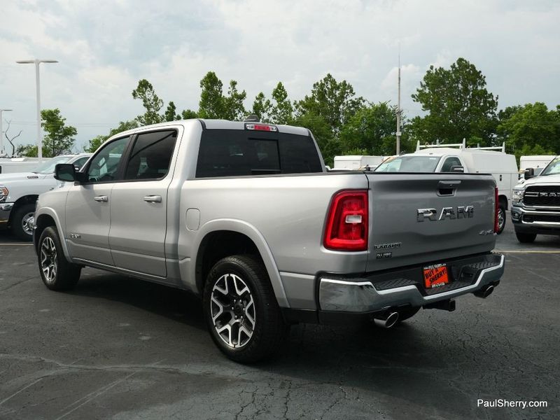 2025 RAM 1500 Laramie Crew Cab 4x4 5