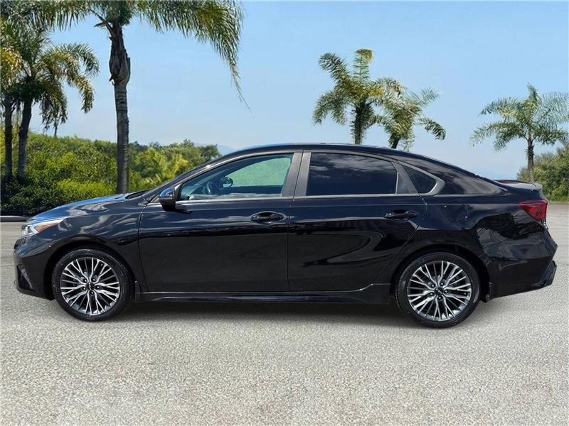 Used 2023 Kia Forte GT-Line IVT