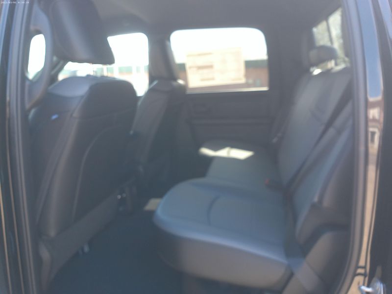 2025 RAM 2500 Tradesman Crew Cab 4x4 6
