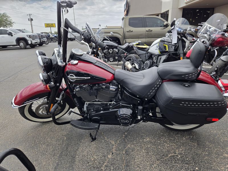 USED 2020 HARLEY SOFTAIL HERITAGE CLASSIC 114 Image 4