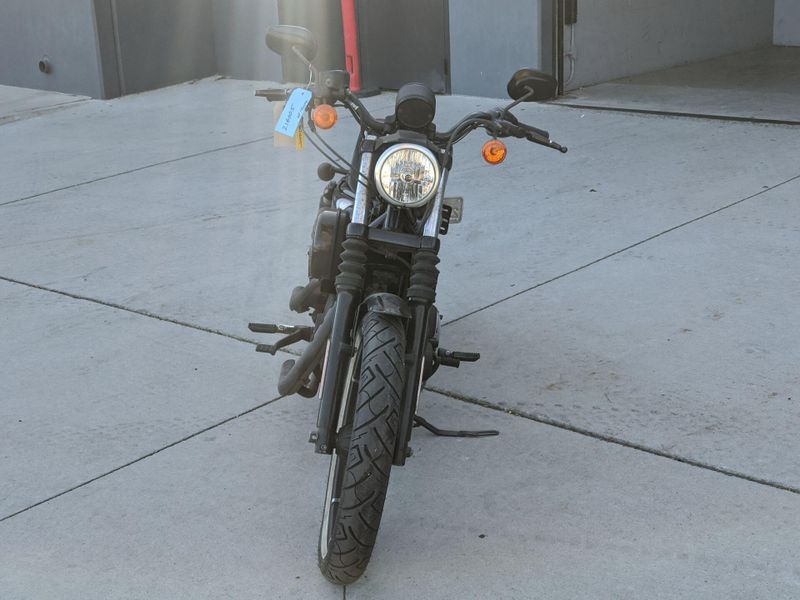 Used 2021 Harley-Davidson SPORTSTER IRON 883 Image 12