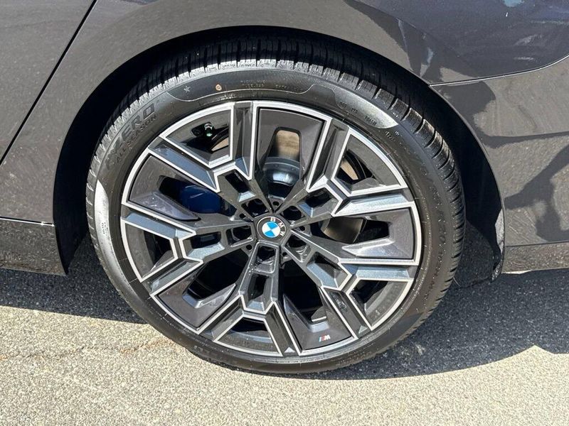 New 2027 BMW 5 Series 530iImage 13