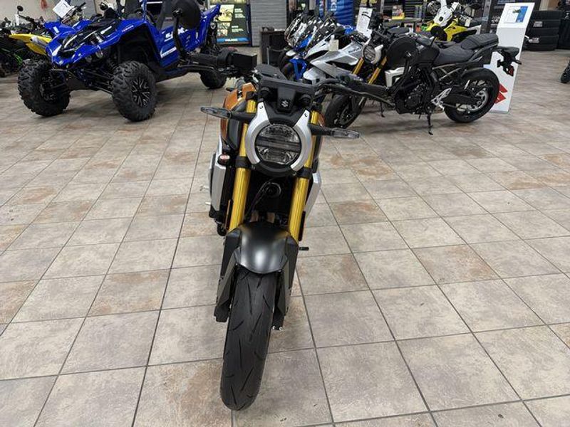 New 2026 Suzuki GSX-8T Image 12