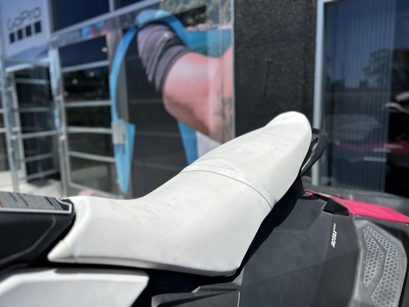 Used 2015 Sea-Doo SPARK 3UP Image 8