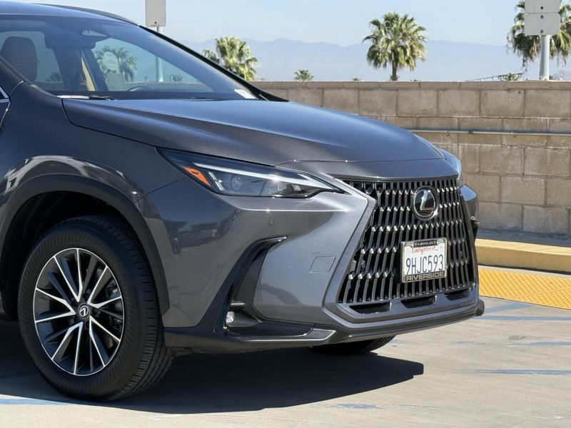 Used 2024 Lexus NX 350 PremiumImage 3