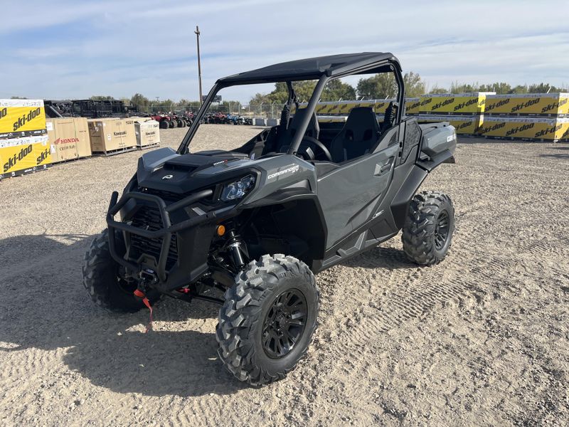 New 2027 Can-Am COMMANDER XT 1000R 