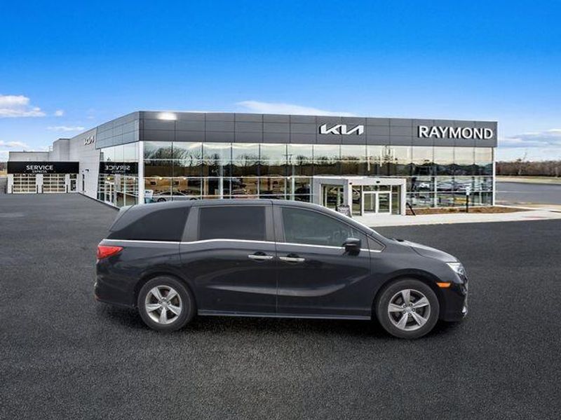 Used 2018 Honda Odyssey EXImage 2