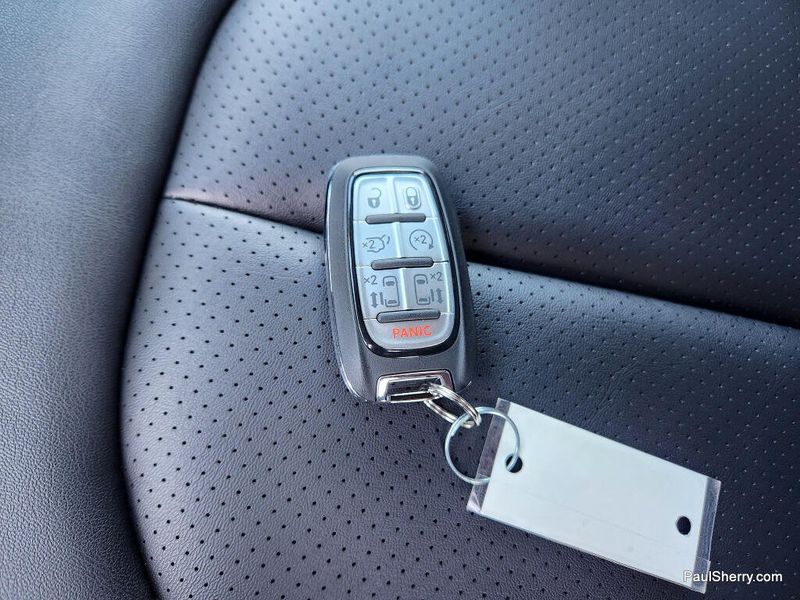 New 2026 Chrysler Voyager LX