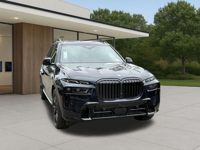 New 2026 BMW X7 xDrive40iImage 5